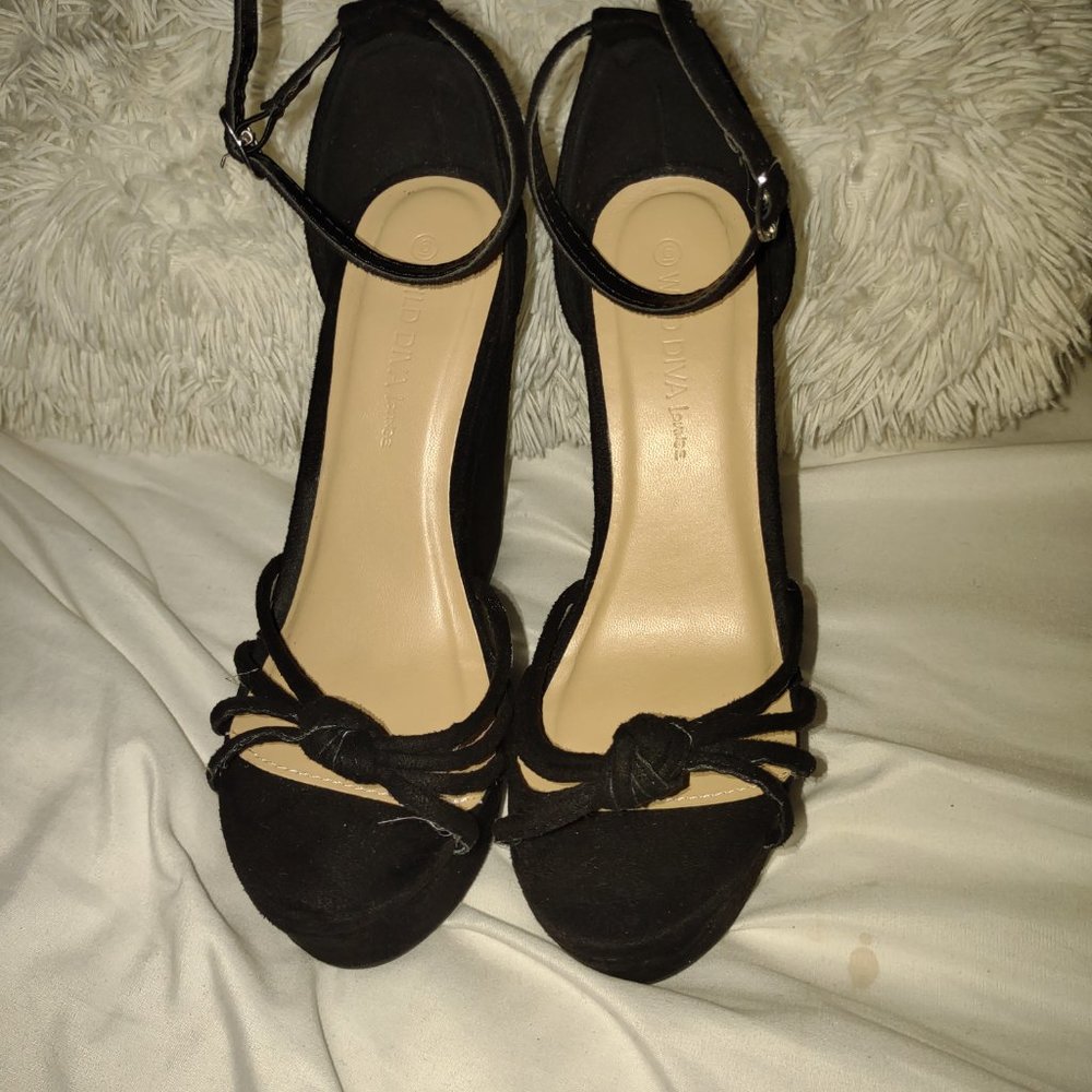 Platforms back - Picture 2 of 4